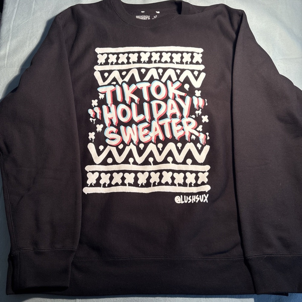 Beyond the Streets TikTok Holiday Sweater Lushsux Black Graphic Sweatshirt XL